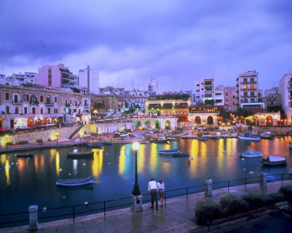 A Lovely 3 Bedroom, 3 Baths Home In The Centre Of Gzira By 360 Estates Buitenkant foto
