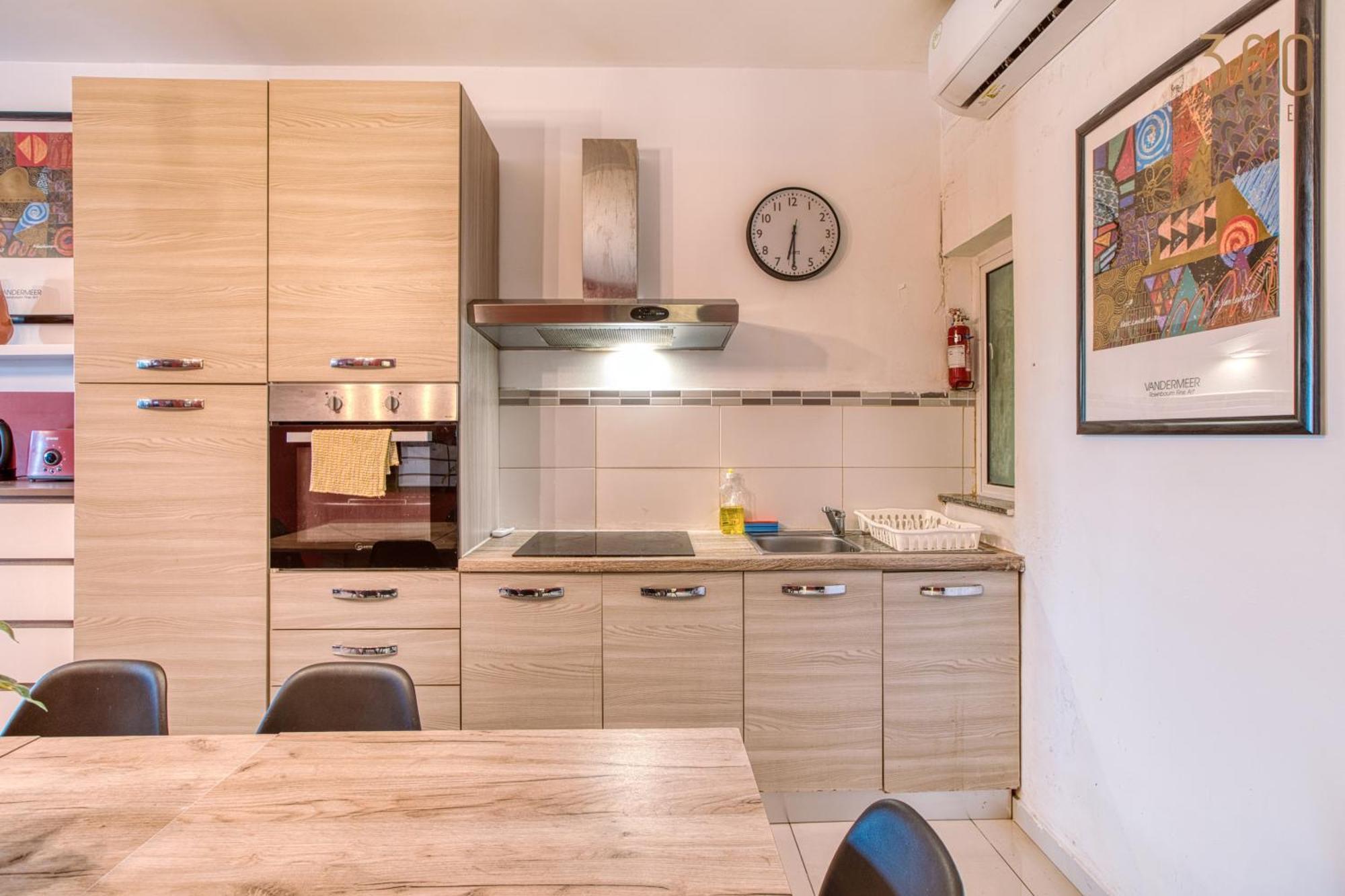 A Lovely 3 Bedroom, 3 Baths Home In The Centre Of Gzira By 360 Estates Buitenkant foto